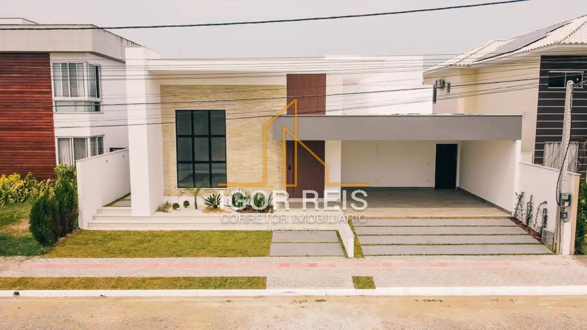 Casa com 3 quartos à venda, 480m2 em Parque Califórnia, Campos Dos Goytacazes - RJ - imagem 3 Foto 3 de Casa com 3 quartos à venda, 480m2 em Parque Califórnia, Campos Dos Goytacazes - RJ