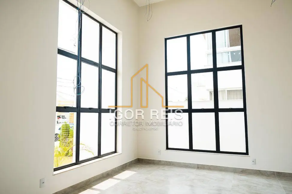 Casa com 3 quartos à venda, 480m2 em Parque Califórnia, Campos Dos Goytacazes - RJ - imagem 5 Foto 5 de Casa com 3 quartos à venda, 480m2 em Parque Califórnia, Campos Dos Goytacazes - RJ