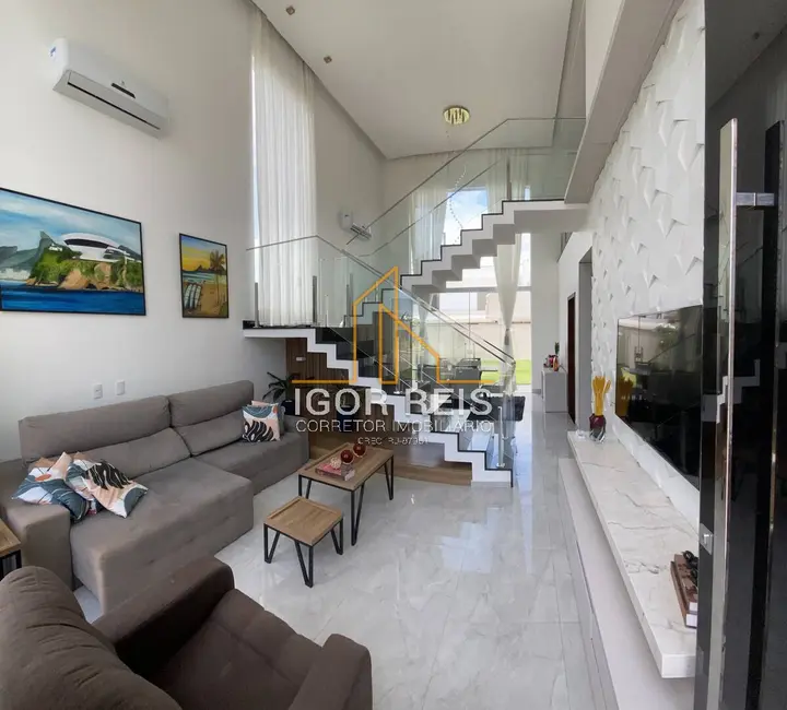 Foto 1 de Casa de Condomínio com 3 quartos para alugar, 430m2 em Parque Rodoviário, Campos Dos Goytacazes - RJ