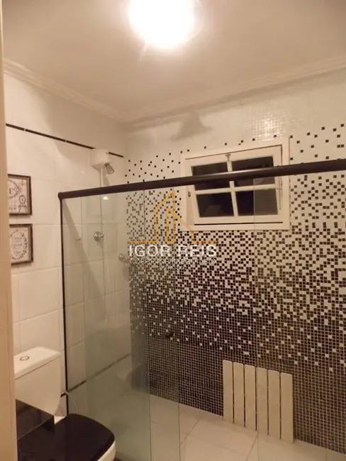 Casa com 3 quartos à venda, 432m2 em Parque Jóquei Club, Campos Dos Goytacazes - RJ - imagem 5 Foto 5 de Casa com 3 quartos à venda, 432m2 em Parque Jóquei Club, Campos Dos Goytacazes - RJ
