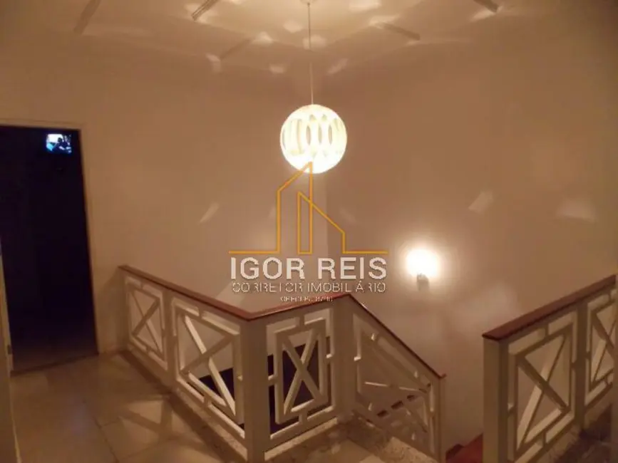 Casa com 3 quartos à venda, 432m2 em Parque Jóquei Club, Campos Dos Goytacazes - RJ - imagem 4 Foto 4 de Casa com 3 quartos à venda, 432m2 em Parque Jóquei Club, Campos Dos Goytacazes - RJ