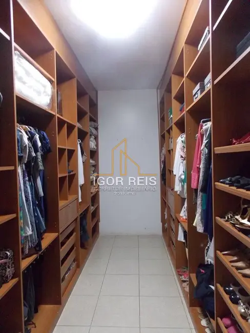 Casa com 3 quartos à venda, 432m2 em Parque Jóquei Club, Campos Dos Goytacazes - RJ - imagem 8 Foto 8 de Casa com 3 quartos à venda, 432m2 em Parque Jóquei Club, Campos Dos Goytacazes - RJ
