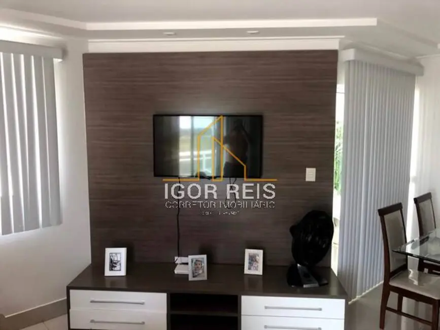 Foto 2 de Apartamento com 3 quartos à venda, 197m2 em Campos Dos Goytacazes - RJ