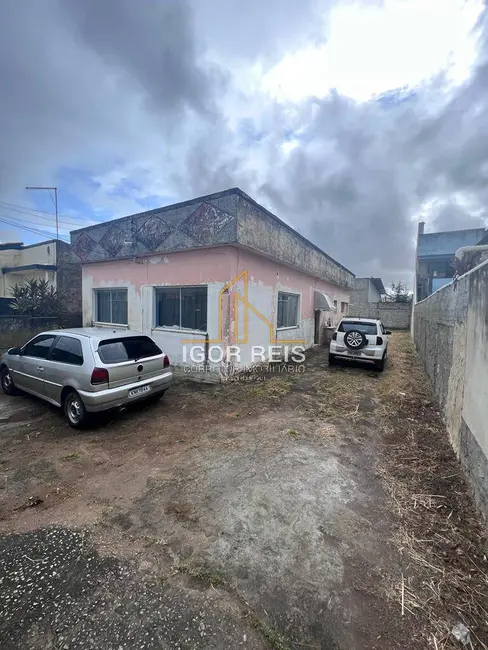 Casa com 3 quartos à venda, 360m2 em Parque Jóquei Club, Campos Dos Goytacazes - RJ - imagem 3 Foto 3 de Casa com 3 quartos à venda, 360m2 em Parque Jóquei Club, Campos Dos Goytacazes - RJ