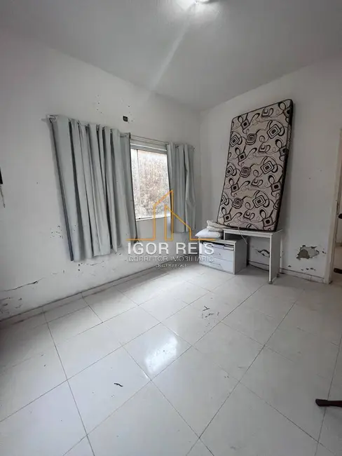 Casa com 3 quartos à venda, 360m2 em Parque Jóquei Club, Campos Dos Goytacazes - RJ - imagem 8 Foto 8 de Casa com 3 quartos à venda, 360m2 em Parque Jóquei Club, Campos Dos Goytacazes - RJ