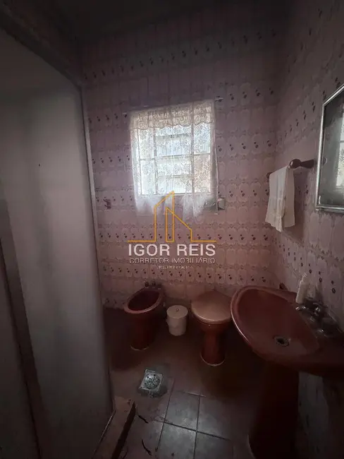 Casa com 3 quartos à venda, 360m2 em Parque Jóquei Club, Campos Dos Goytacazes - RJ - imagem 6 Foto 6 de Casa com 3 quartos à venda, 360m2 em Parque Jóquei Club, Campos Dos Goytacazes - RJ