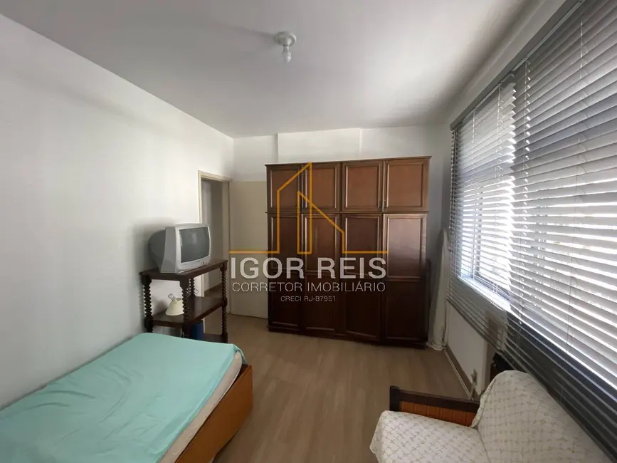 Foto 9 de Apartamento com 4 quartos à venda em Icaraí, Niteroi - RJ