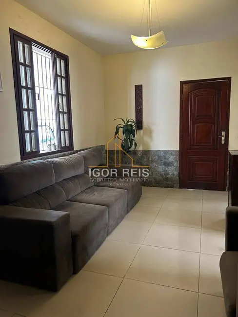 Foto 2 de Casa com 3 quartos à venda, 360m2 em Parque João Maria, Campos Dos Goytacazes - RJ