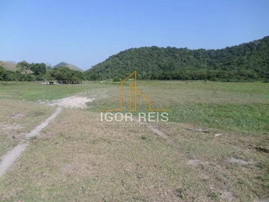 Fazenda / Haras à venda, 487m2 em Casimiro De Abreu - RJ - imagem 6 Foto 6 de Fazenda / Haras à venda, 487m2 em Casimiro De Abreu - RJ