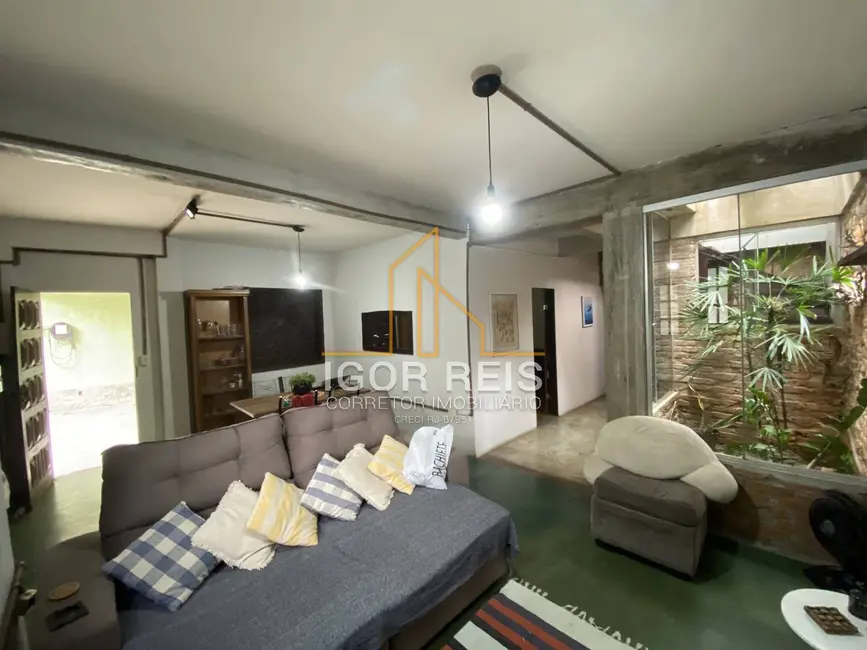 Casa com 5 quartos à venda em Parque Turf Club, Campos Dos Goytacazes - RJ - imagem 3 Foto 3 de Casa com 5 quartos à venda em Parque Turf Club, Campos Dos Goytacazes - RJ