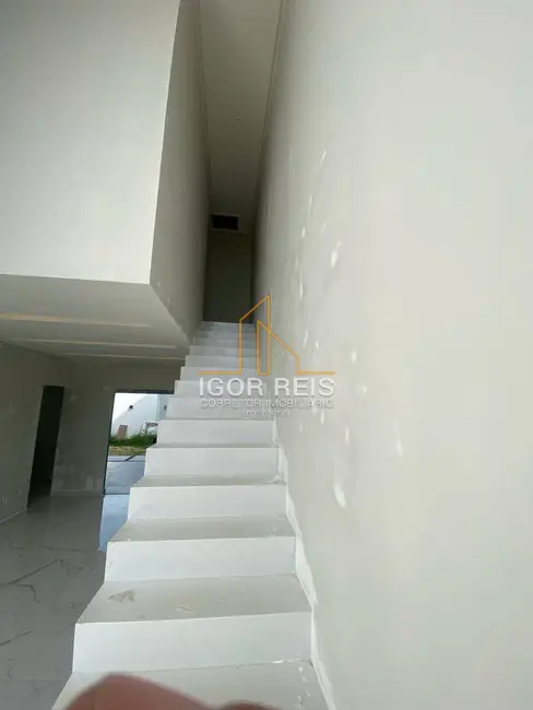 Foto 3 de Casa de Condomínio com 3 quartos à venda em Campos Dos Goytacazes - RJ