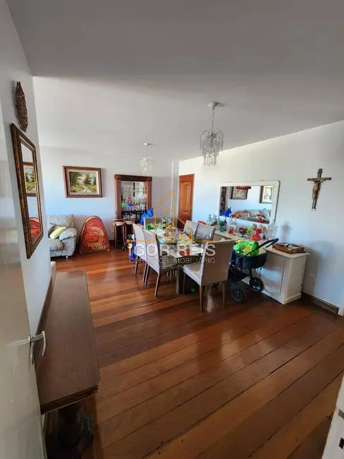 Foto 1 de Apartamento com 3 quartos à venda, 165m2 em Centro, Campos Dos Goytacazes - RJ