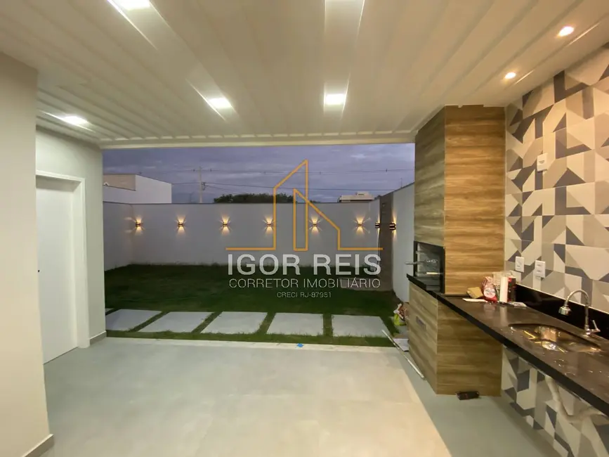 Foto 3 de Casa de Condomínio com 3 quartos à venda em Campos Dos Goytacazes - RJ