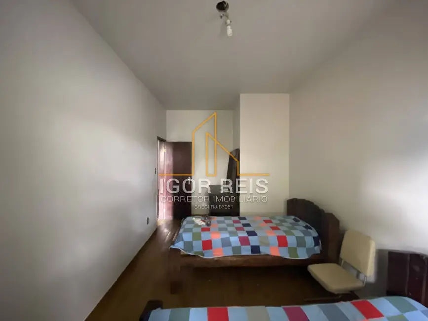 Casa com 4 quartos à venda, 720m2 em Parque Corrientes, Campos Dos Goytacazes - RJ - imagem 6 Foto 6 de Casa com 4 quartos à venda, 720m2 em Parque Corrientes, Campos Dos Goytacazes - RJ