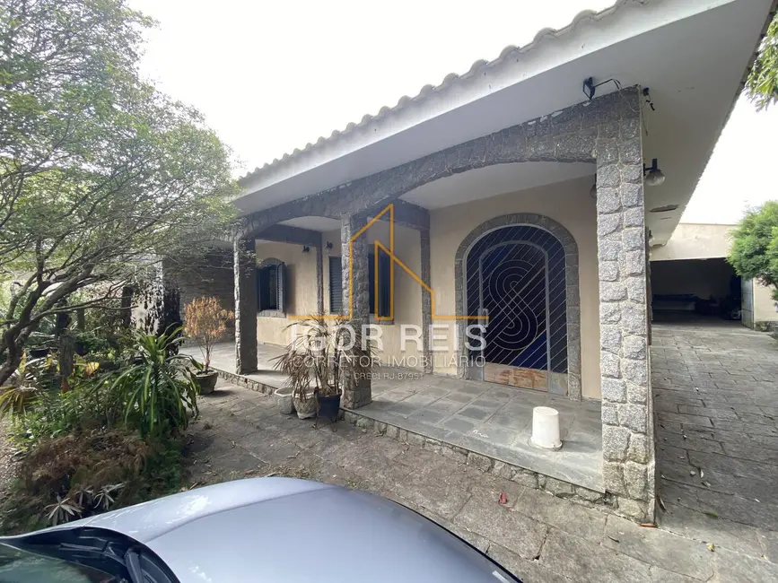 Foto 1 de Casa com 4 quartos à venda, 720m2 em Parque Corrientes, Campos Dos Goytacazes - RJ