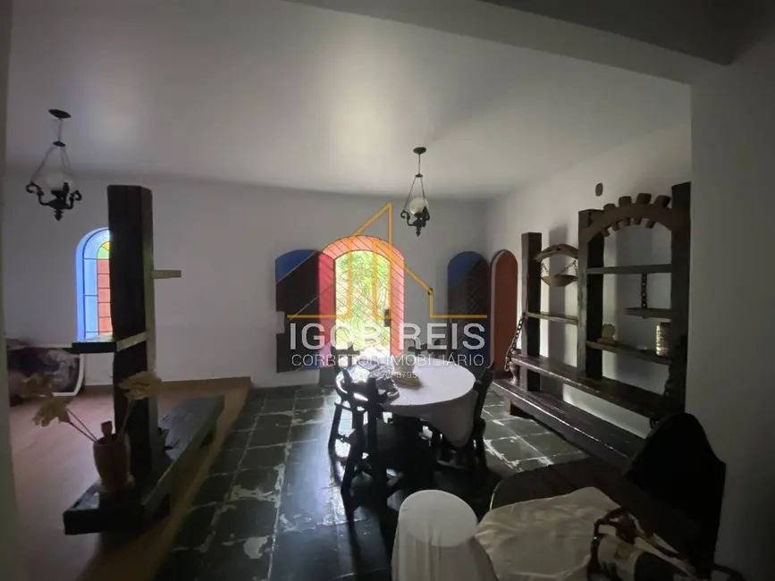 Casa com 4 quartos à venda, 720m2 em Parque Corrientes, Campos Dos Goytacazes - RJ - imagem 4 Foto 4 de Casa com 4 quartos à venda, 720m2 em Parque Corrientes, Campos Dos Goytacazes - RJ