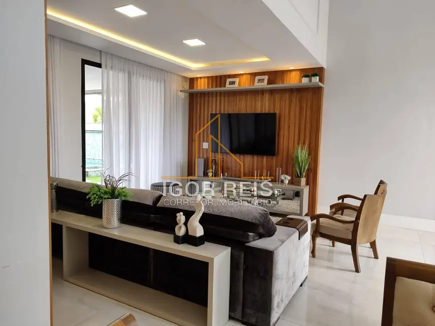 Foto 6 de Casa de Condomínio com 5 quartos à venda em Parque Califórnia, Campos Dos Goytacazes - RJ