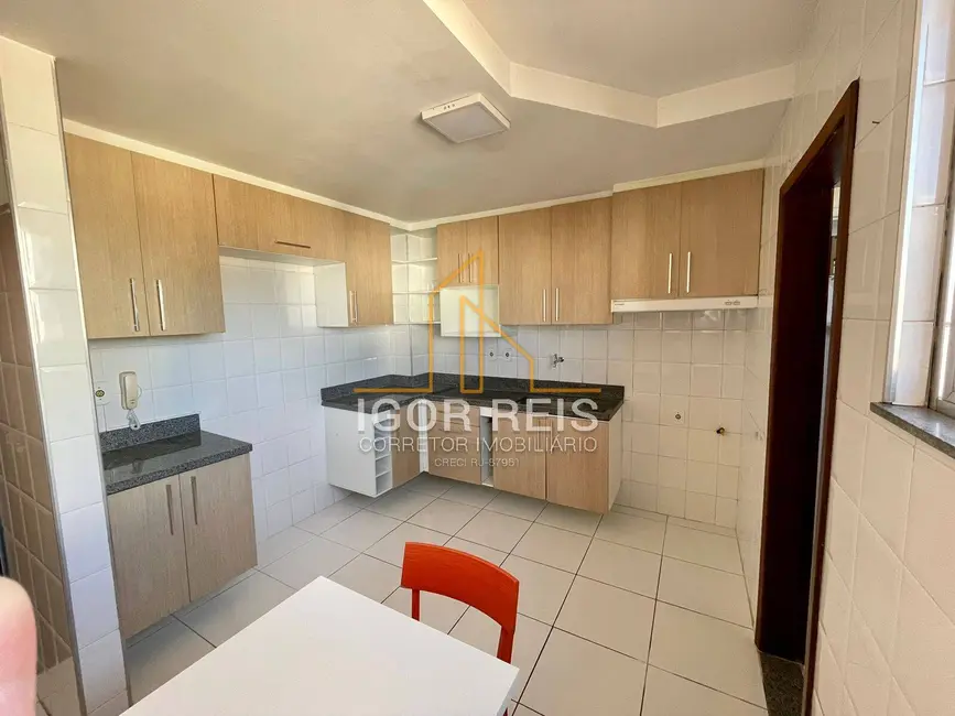 Foto 3 de Apartamento com 3 quartos à venda em Parque São Caetano, Campos Dos Goytacazes - RJ