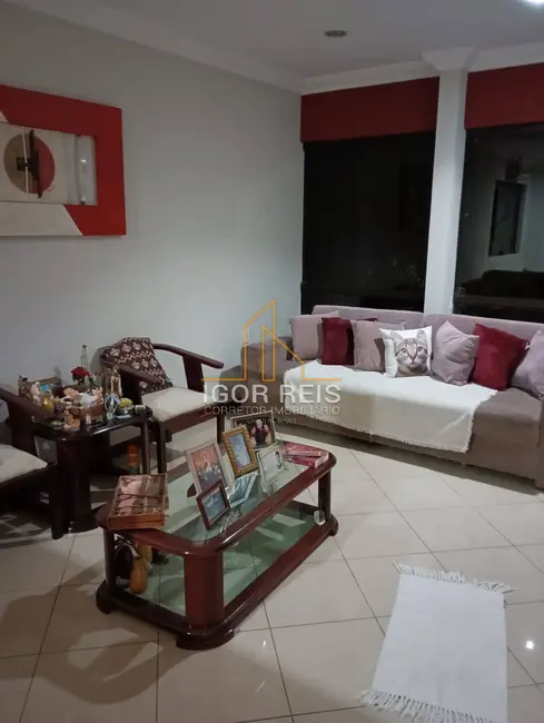 Foto 2 de Casa de Condomínio com 4 quartos à venda, 322m2 em Bosque das Acácias, Campos Dos Goytacazes - RJ