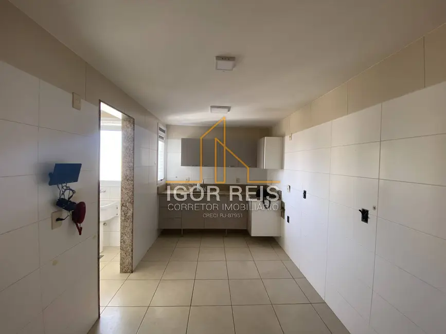 Foto 7 de Apartamento com 3 quartos à venda, 180m2 em Campos Dos Goytacazes - RJ