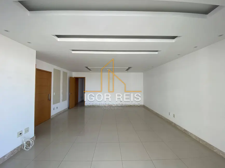 Foto 4 de Apartamento com 3 quartos à venda, 180m2 em Campos Dos Goytacazes - RJ