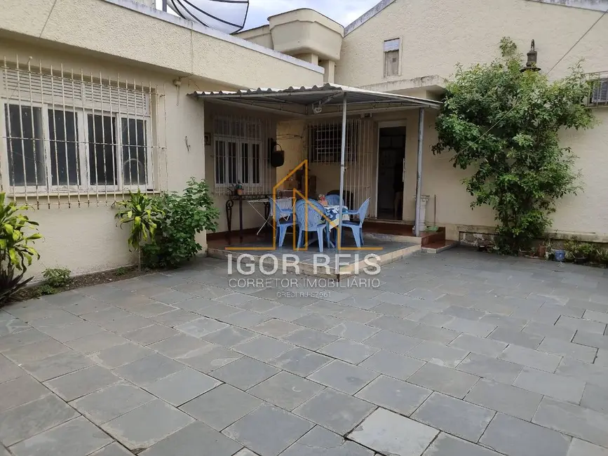 Casa com 5 quartos à venda, 445m2 em Centro, Campos Dos Goytacazes - RJ - imagem 5 Foto 5 de Casa com 5 quartos à venda, 445m2 em Centro, Campos Dos Goytacazes - RJ