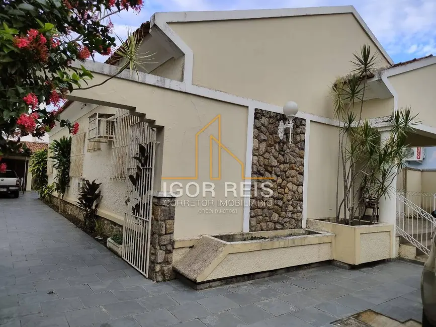Foto 2 de Casa com 5 quartos à venda, 445m2 em Centro, Campos Dos Goytacazes - RJ