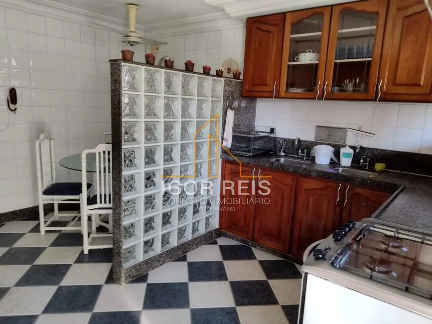 Foto 4 de Casa de Condomínio com 3 quartos à venda em Campos Dos Goytacazes - RJ