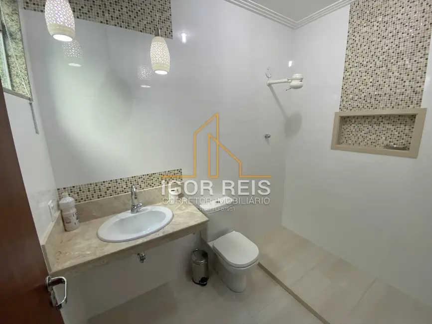 Casa com 3 quartos à venda, 260m2 em Parque Turf Club, Campos Dos Goytacazes - RJ - imagem 9 Foto 9 de Casa com 3 quartos à venda, 260m2 em Parque Turf Club, Campos Dos Goytacazes - RJ