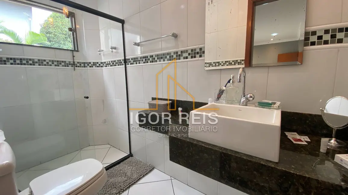 Foto 8 de Casa de Condomínio com 3 quartos à venda e para alugar, 300m2 em Parque Pecuária, Campos Dos Goytacazes - RJ