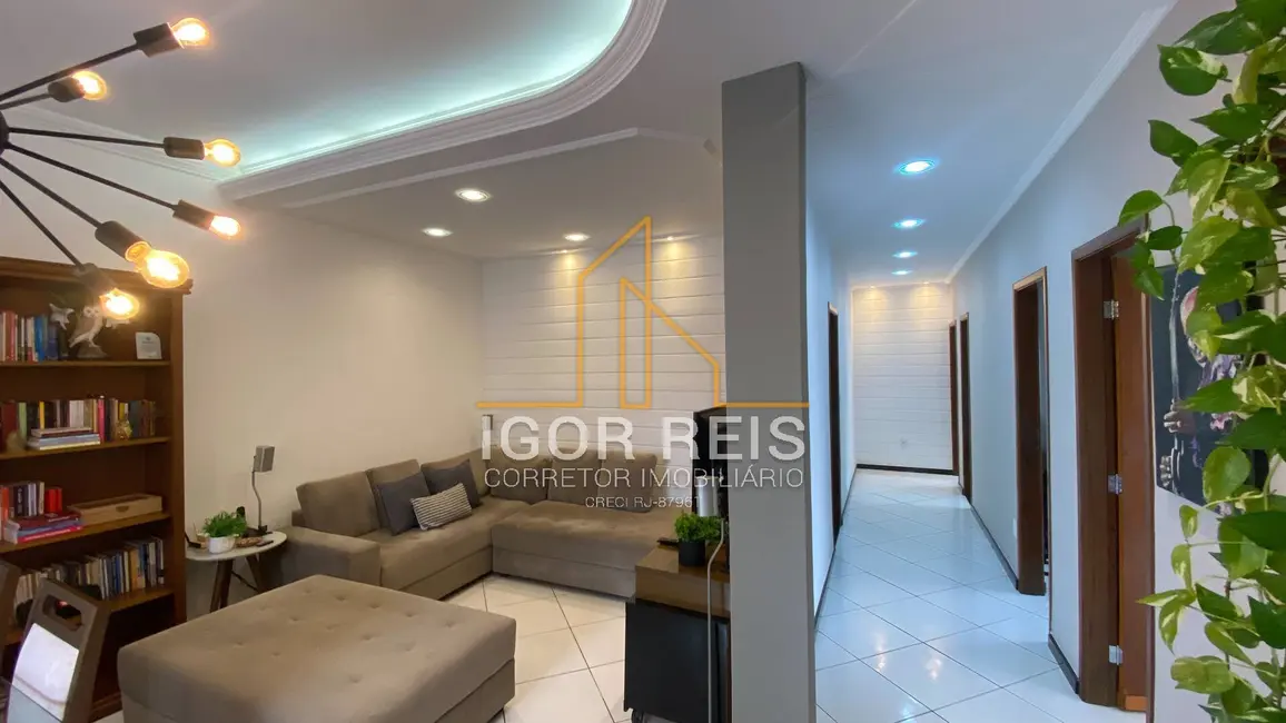 Foto 6 de Casa de Condomínio com 3 quartos à venda e para alugar, 300m2 em Parque Pecuária, Campos Dos Goytacazes - RJ