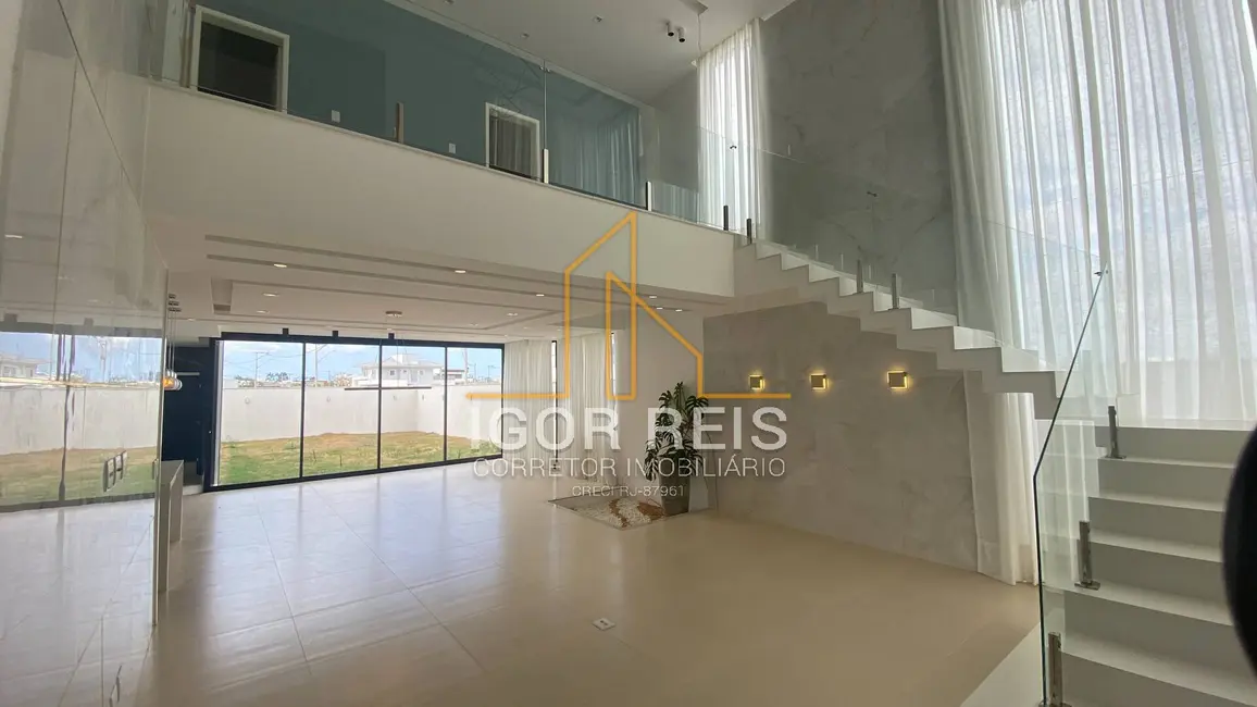 Foto 3 de Casa de Condomínio com 4 quartos à venda, 400m2 em Parque Rodoviário, Campos Dos Goytacazes - RJ