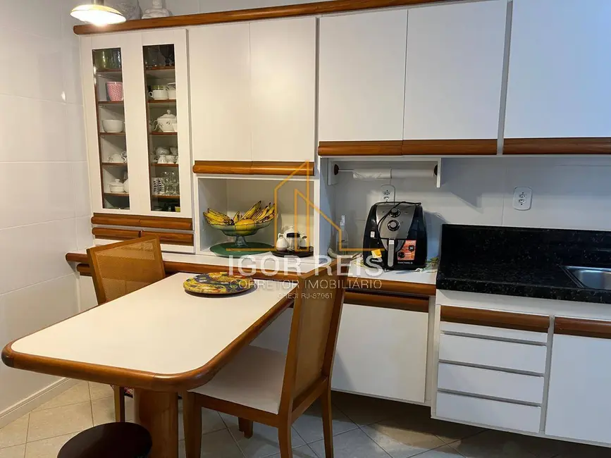 Apartamento com 3 quartos à venda em Centro, Guarapari - ES - imagem 8 Foto 8 de Apartamento com 3 quartos à venda em Centro, Guarapari - ES