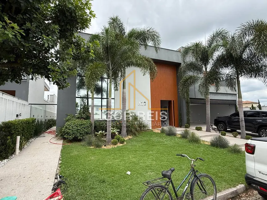 Casa de Condomínio com 4 quartos para alugar em Parque Rodoviário, Campos Dos Goytacazes - RJ - imagem 1 Foto 1 de Casa de Condomínio com 4 quartos para alugar em Parque Rodoviário, Campos Dos Goytacazes - RJ