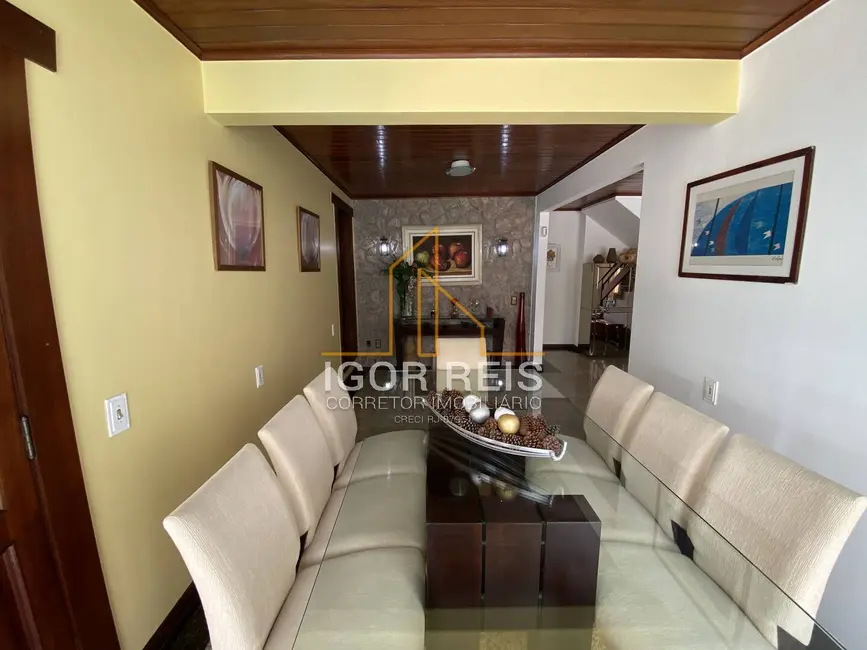 Foto 9 de Casa com 5 quartos à venda em Camboinhas, Niteroi - RJ