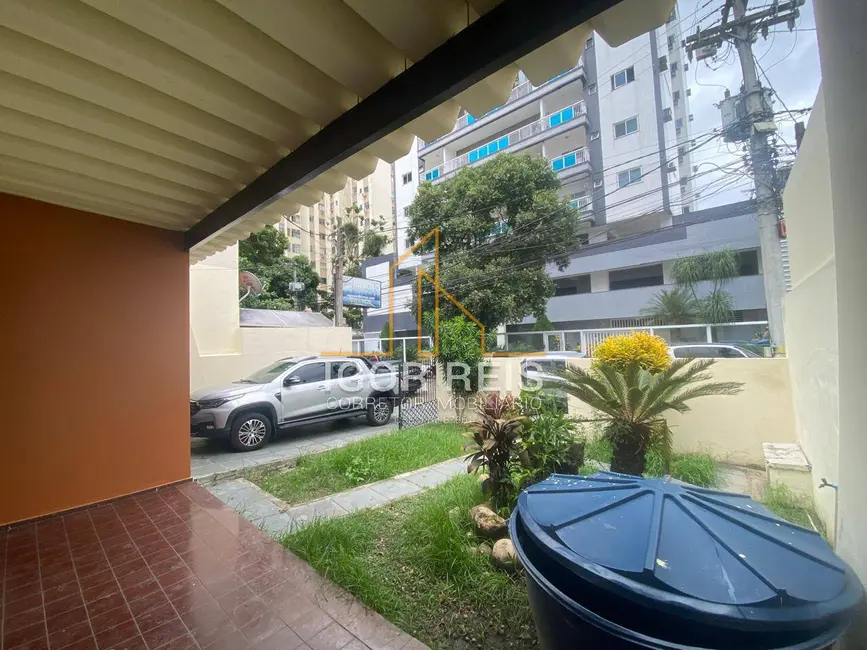 Casa com 3 quartos à venda e para alugar, 363m2 em Parque Tamandaré, Campos Dos Goytacazes - RJ - imagem 3 Foto 3 de Casa com 3 quartos à venda e para alugar, 363m2 em Parque Tamandaré, Campos Dos Goytacazes - RJ