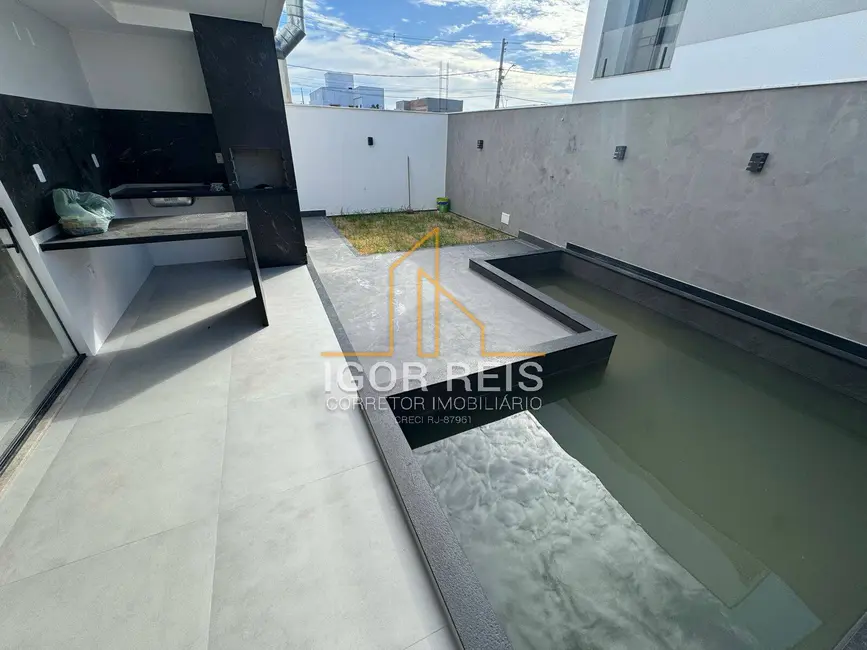 Foto 5 de Casa de Condomínio com 3 quartos à venda em Campos Dos Goytacazes - RJ