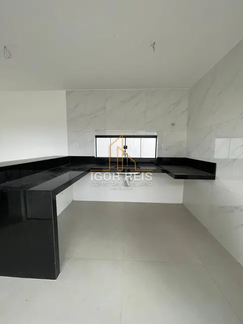 Foto 5 de Casa de Condomínio com 3 quartos à venda, 180m2 em Campos Dos Goytacazes - RJ