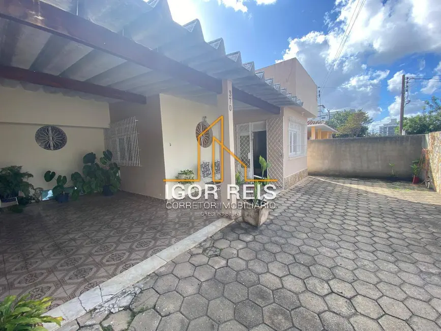 Foto 1 de Casa com 5 quartos à venda e para alugar em Parque João Maria, Campos Dos Goytacazes - RJ