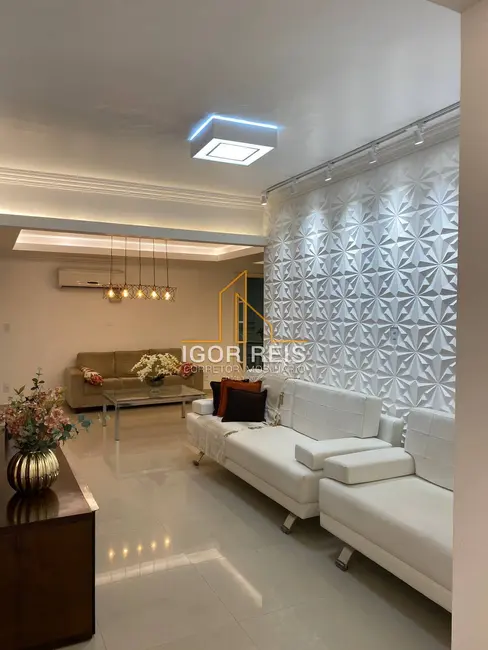 Cobertura com 4 quartos à venda, 300m2 em Centro, Campos Dos Goytacazes - RJ - imagem 2 Foto 2 de Cobertura com 4 quartos à venda, 300m2 em Centro, Campos Dos Goytacazes - RJ