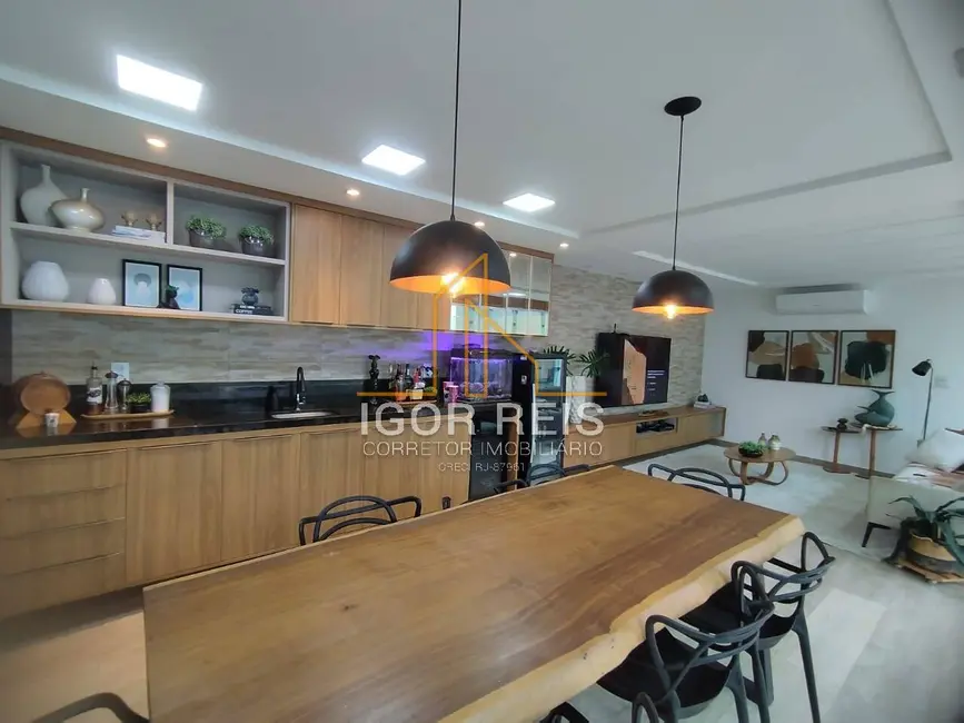 Casa com 3 quartos à venda em Parque Turf Club, Campos Dos Goytacazes - RJ - imagem 4 Foto 4 de Casa com 3 quartos à venda em Parque Turf Club, Campos Dos Goytacazes - RJ