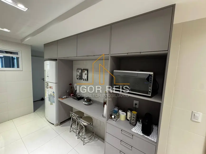 Apartamento com 3 quartos à venda em Centro, Campos Dos Goytacazes - RJ - imagem 6 Foto 6 de Apartamento com 3 quartos à venda em Centro, Campos Dos Goytacazes - RJ