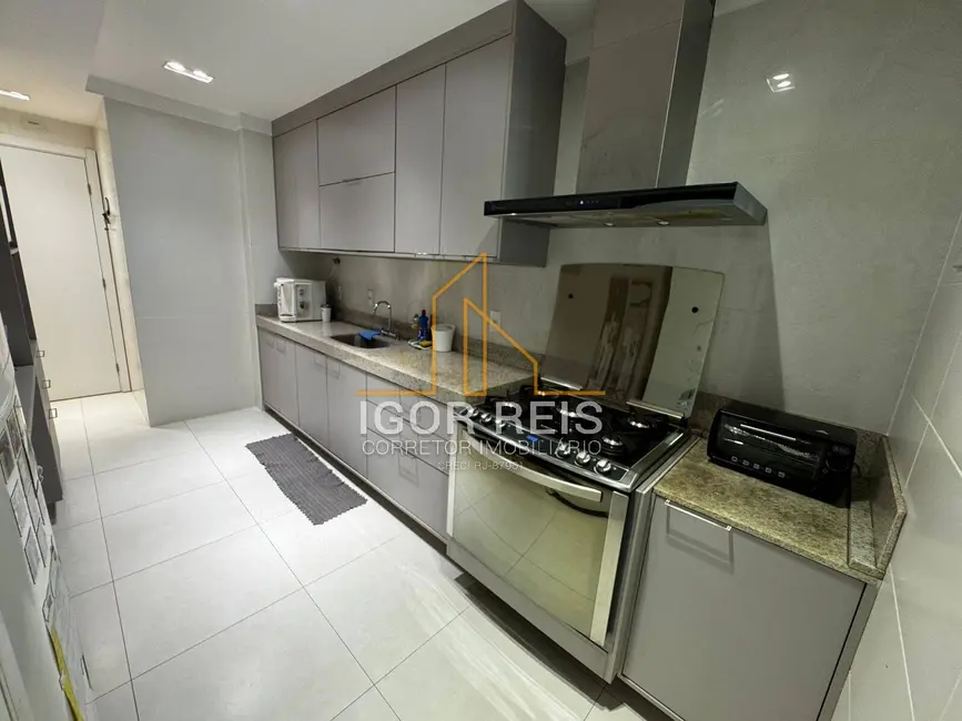 Apartamento com 3 quartos à venda em Centro, Campos Dos Goytacazes - RJ - imagem 7 Foto 7 de Apartamento com 3 quartos à venda em Centro, Campos Dos Goytacazes - RJ