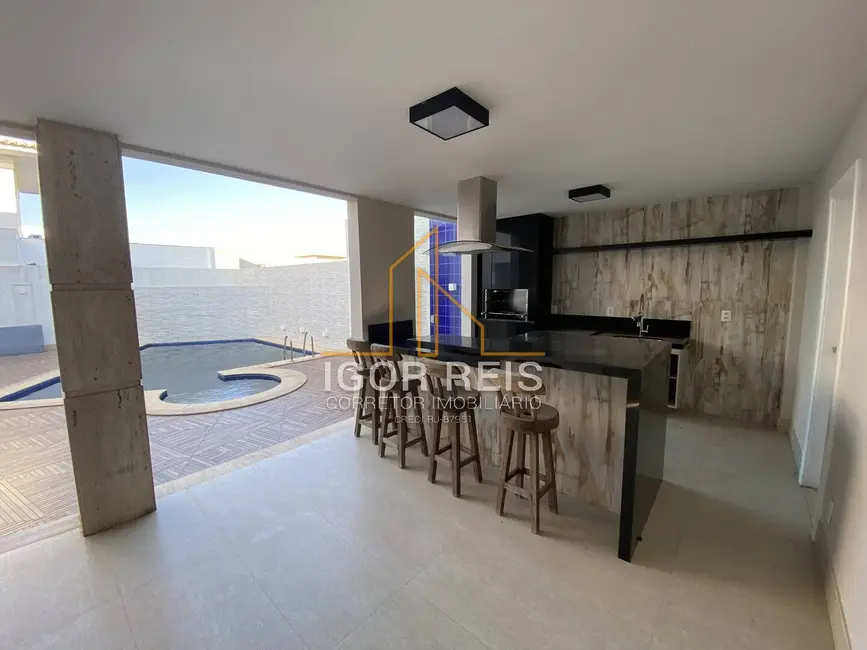 Foto 5 de Casa de Condomínio com 4 quartos à venda, 600m2 em Parque Rodoviário, Campos Dos Goytacazes - RJ