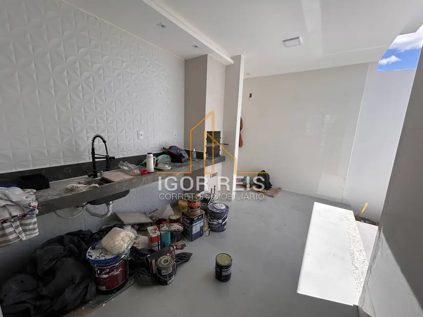 Casa com 3 quartos à venda em Campos Dos Goytacazes - RJ - imagem 8 Foto 8 de Casa com 3 quartos à venda em Campos Dos Goytacazes - RJ