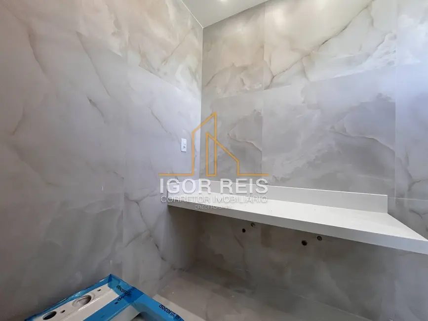 Foto 8 de Casa de Condomínio com 4 quartos à venda em Campos Dos Goytacazes - RJ