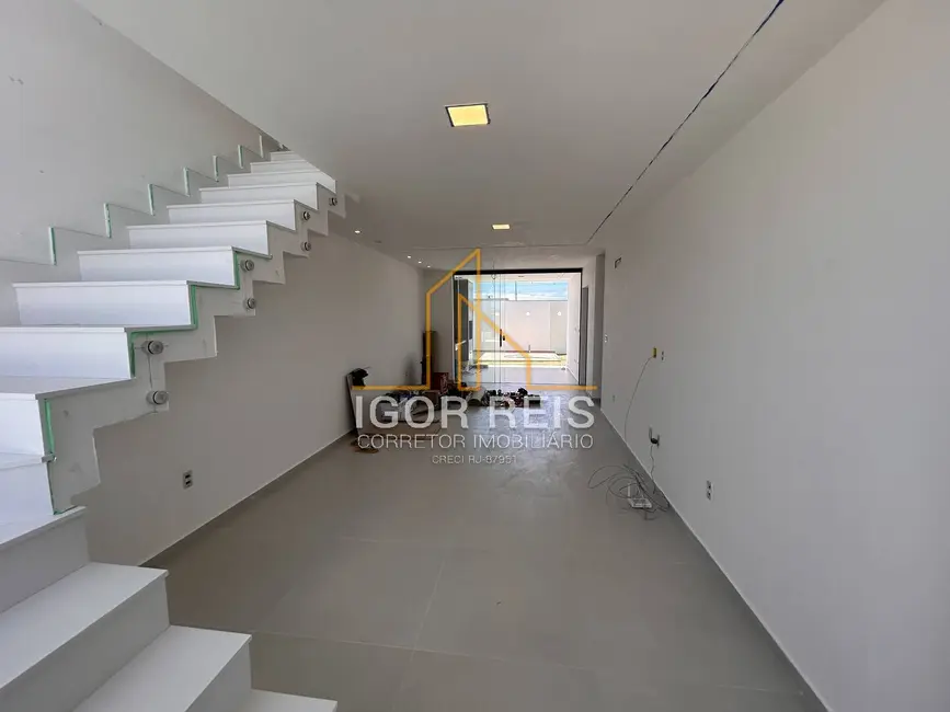 Foto 2 de Casa de Condomínio com 4 quartos à venda em Campos Dos Goytacazes - RJ