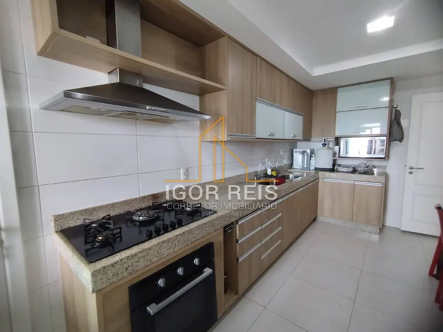 Apartamento com 4 quartos à venda, 160m2 em Centro, Campos Dos Goytacazes - RJ - imagem 6 Foto 6 de Apartamento com 4 quartos à venda, 160m2 em Centro, Campos Dos Goytacazes - RJ