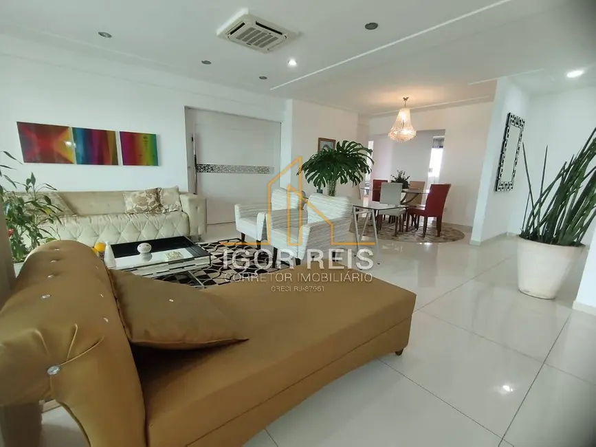 Apartamento com 4 quartos à venda, 160m2 em Centro, Campos Dos Goytacazes - RJ - imagem 1 Foto 1 de Apartamento com 4 quartos à venda, 160m2 em Centro, Campos Dos Goytacazes - RJ