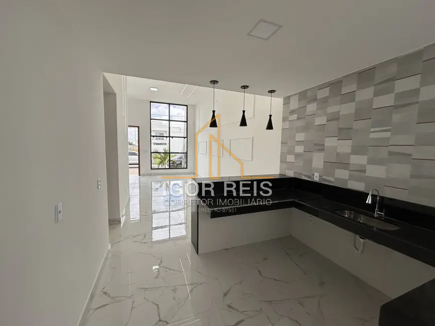 Foto 4 de Casa de Condomínio à venda em Campos Dos Goytacazes - RJ